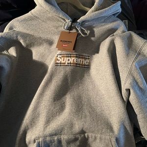 never worn still has tag size large